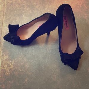 Black Betsey Johnson heels